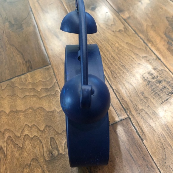 Cute Retro Navy Blue Clock With Flowers - Picture 6 of 9